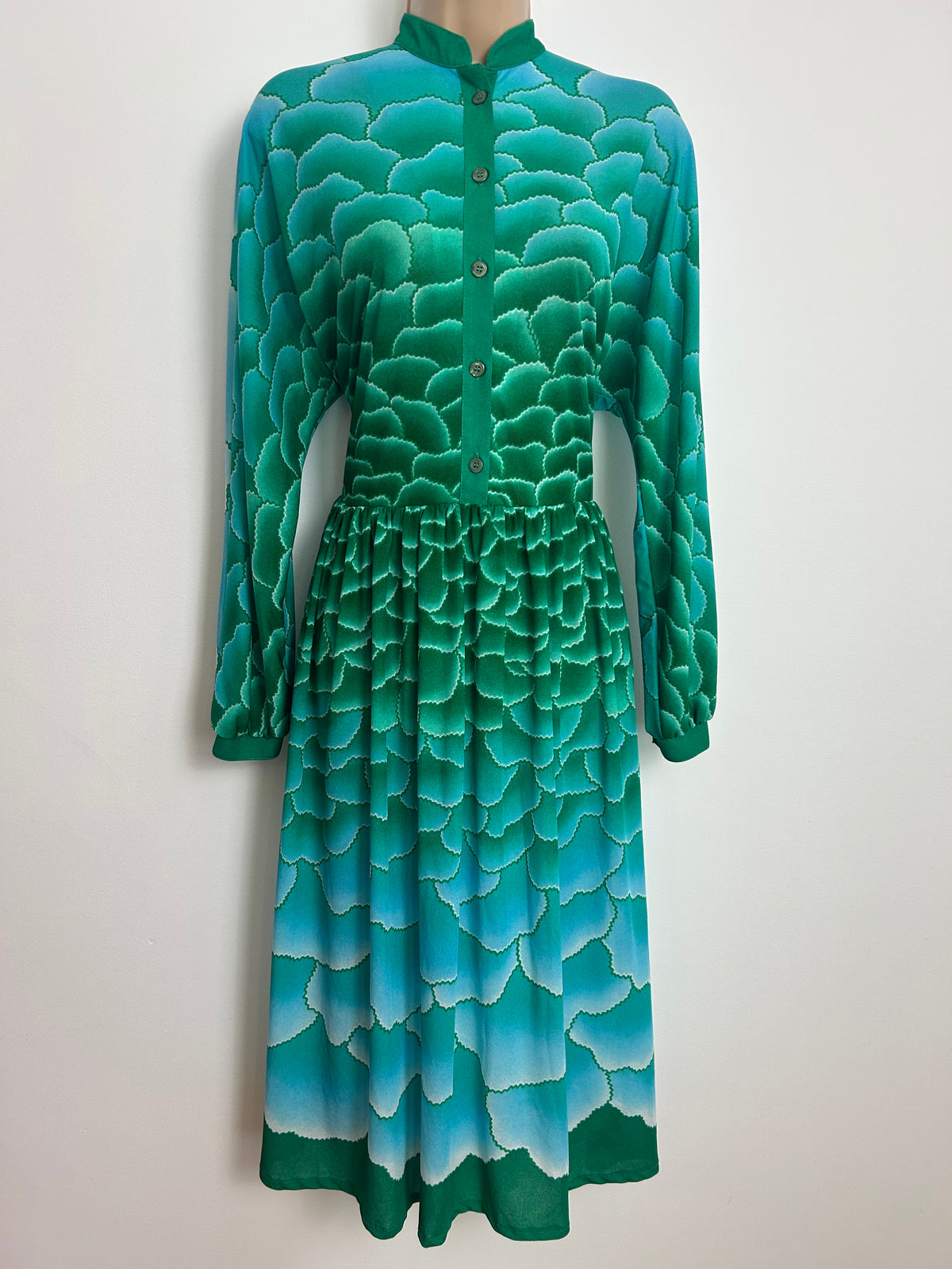 Vintage 1970s Size 12 Green & Blue Tones "Cloud" Effect Print Long Sleeve Day Dress