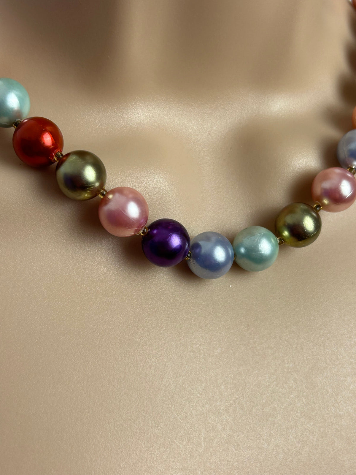 Vintage 1960s Multicoloured Faux Pearl Plastic Bead Choker Necklace