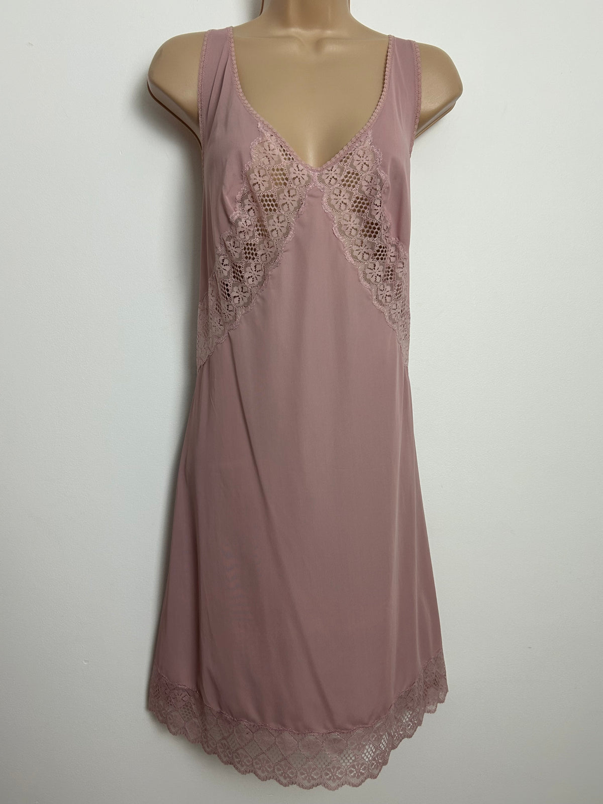 Vintage 1960s NEW EDELWEISS Italy Size 16 Pale Dusky Pink Nylon Slip