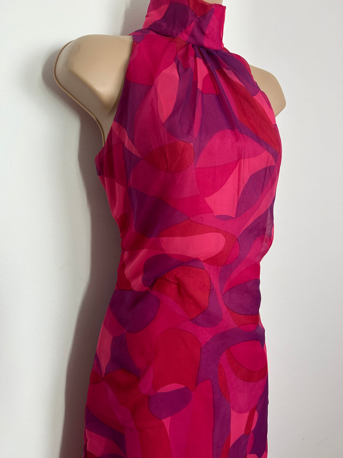Vintage 1970s Size 10 Pink Tones Abstract Geo Print Sleeveless Midi Occasion Dress