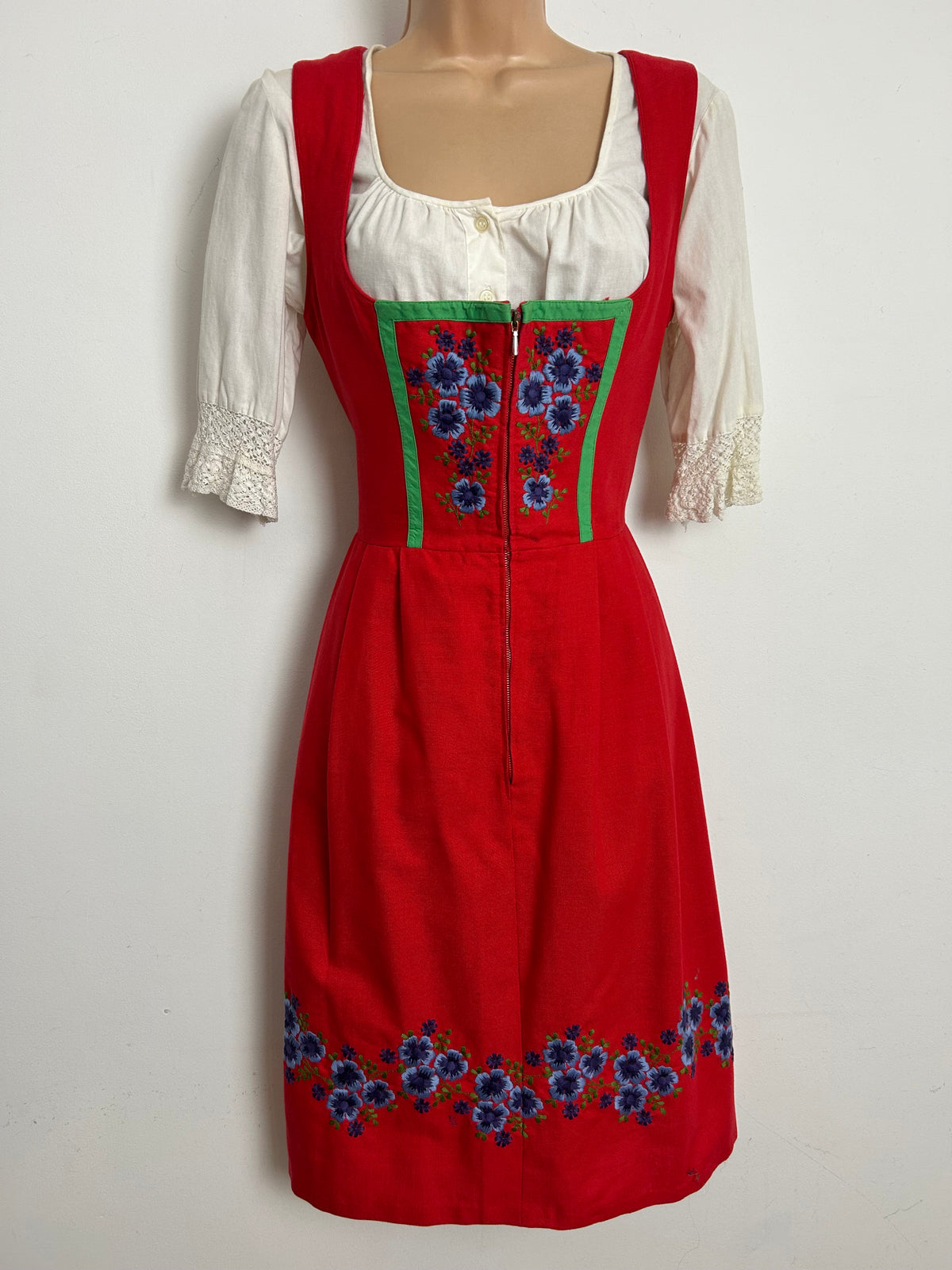 Vintage HELLER SALZBURGER TRACHTEN Size 10 Red Cotton Edelweiss Embroidered Traditional Folk Dirndl Dress