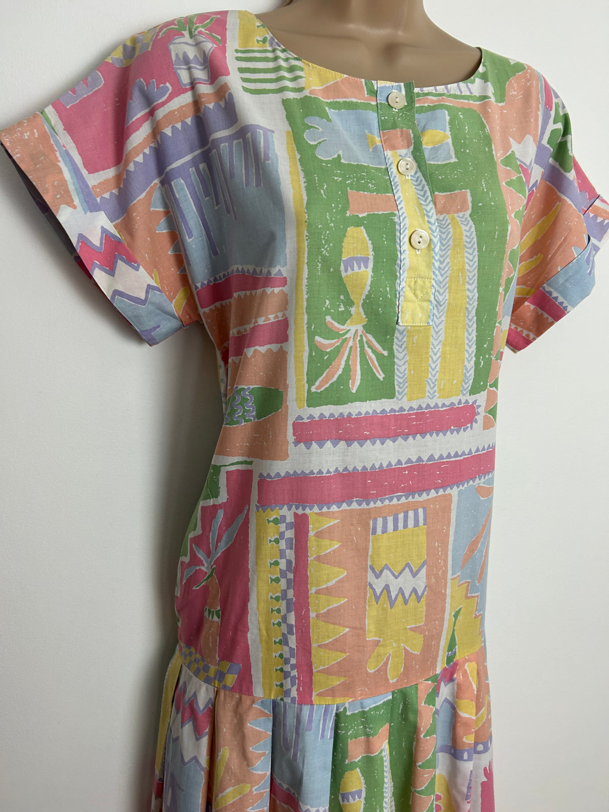 Vintage 1980s LAURA ASHLEY UK Size 10 Pastel Green Lemon Pink & Blue Abstract Pink Tunic Smock Dress