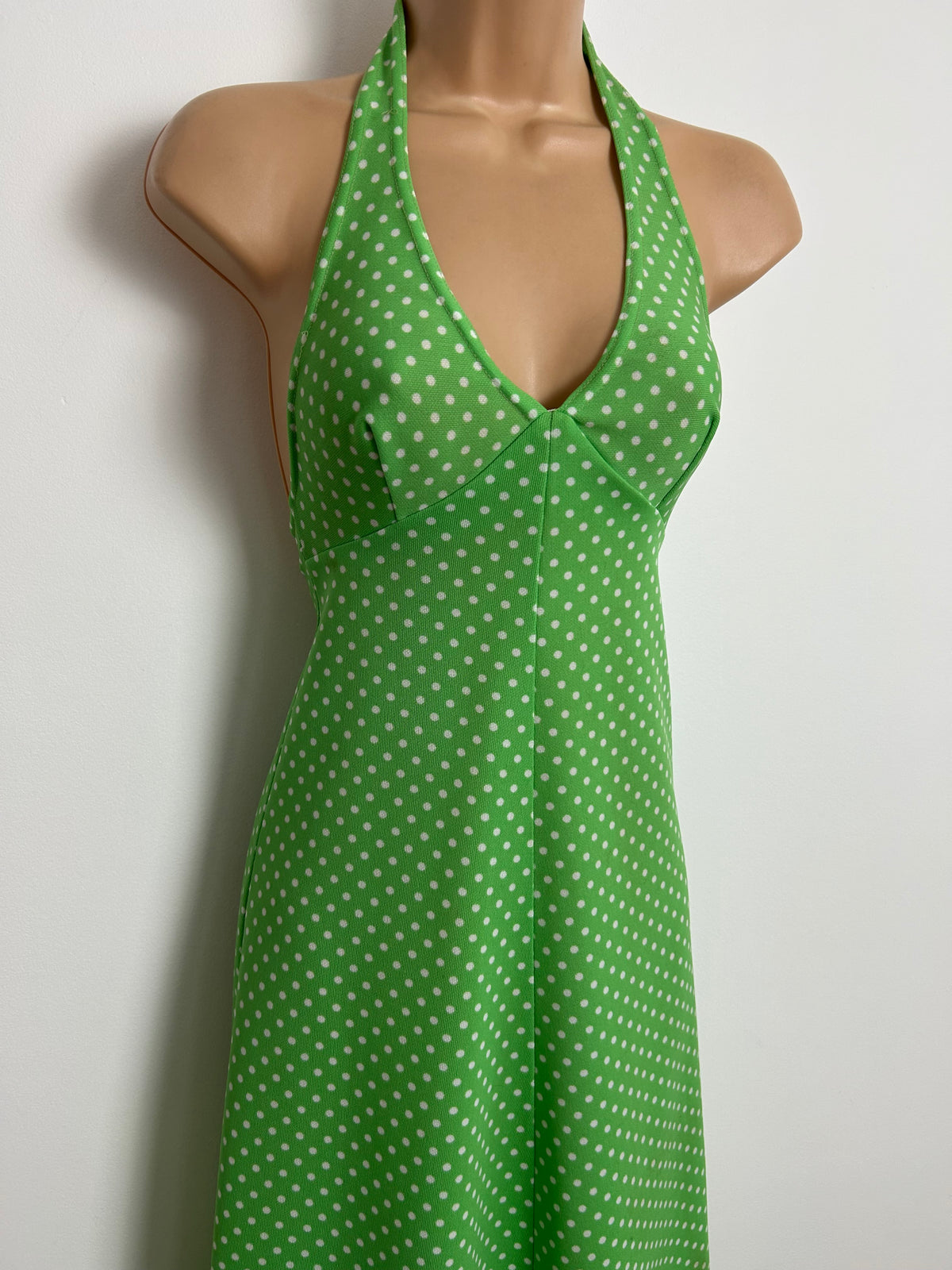 Vintage 1970s Size 4-6 Green & White Polka Dot Print Halter Neck Summer Maxi Dress
