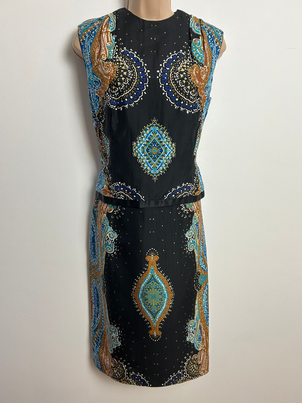 Vintage 1960s SWISS CHALET OF DIDSBURY UK Size 10 Black Brown & Blue Abstract Print Double Layered Silk? Dress