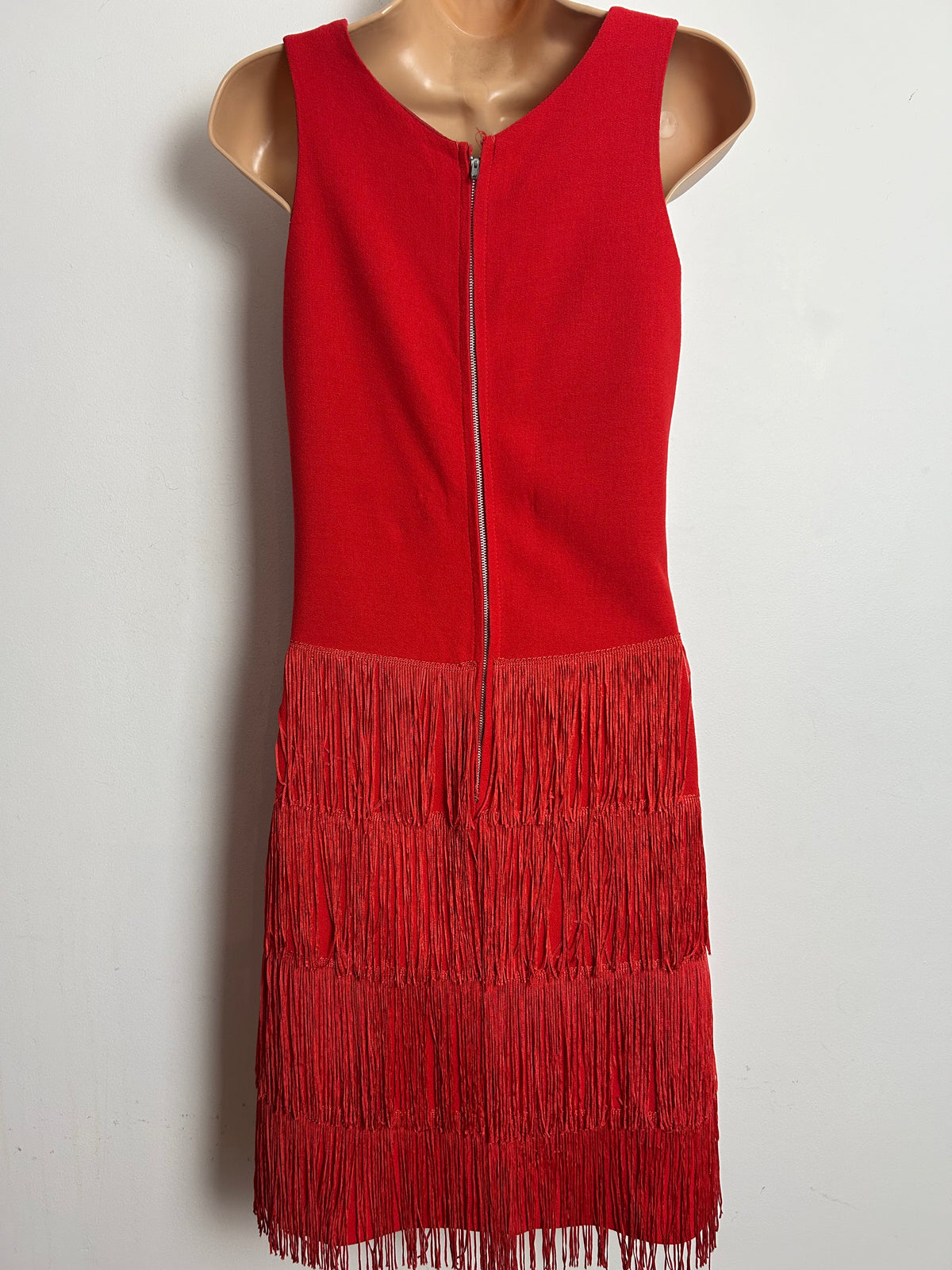 Vintage 1960s SUSAN ROGERS Size 8 Red Sleeveless Fringed Flapper Style Shift Dress
