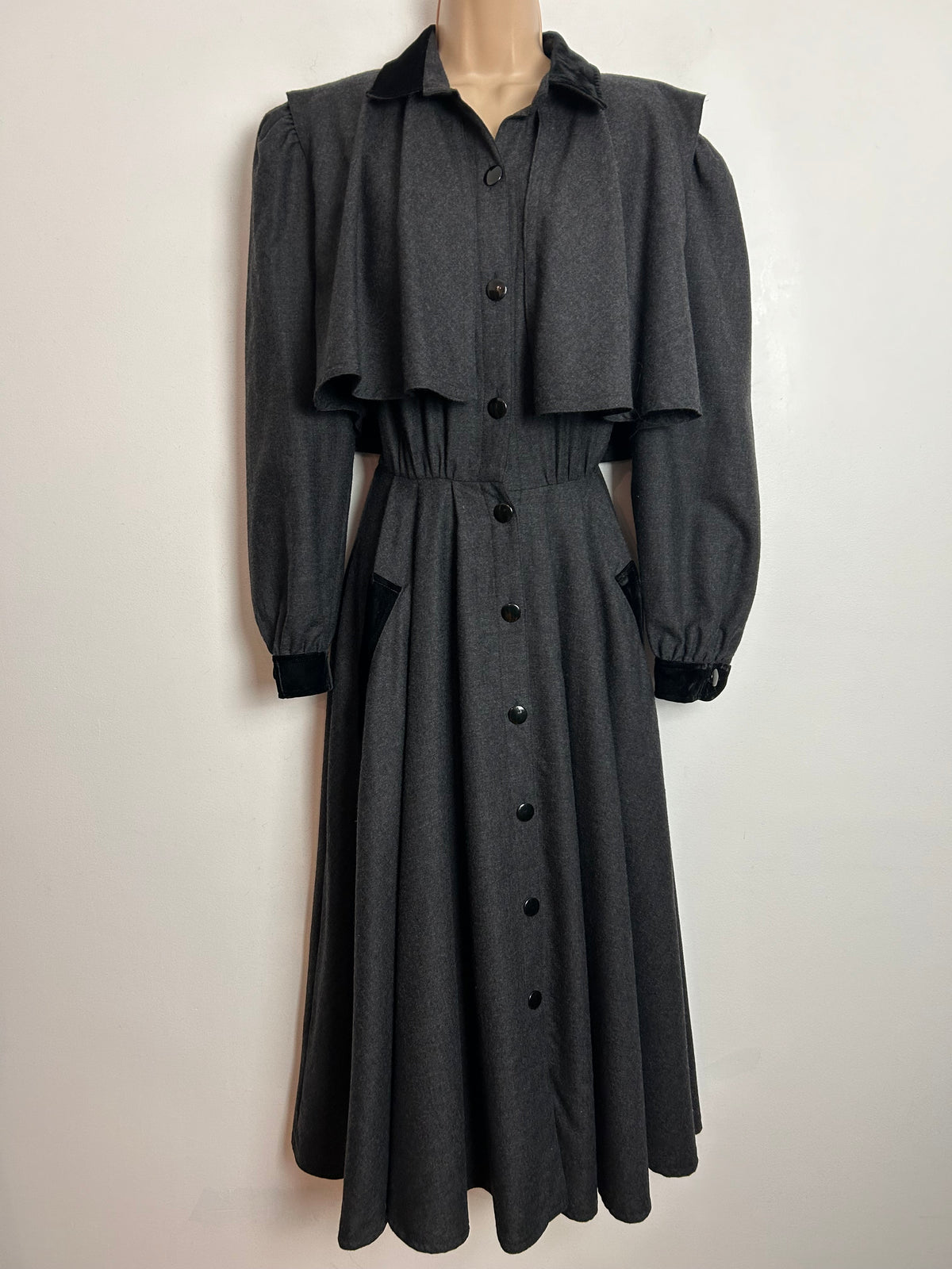 Vintage 1980s UK Size 10 Dark Grey & Black Velvet Trim Cape Style 100% Wool Long Sleeve Midi Dress
