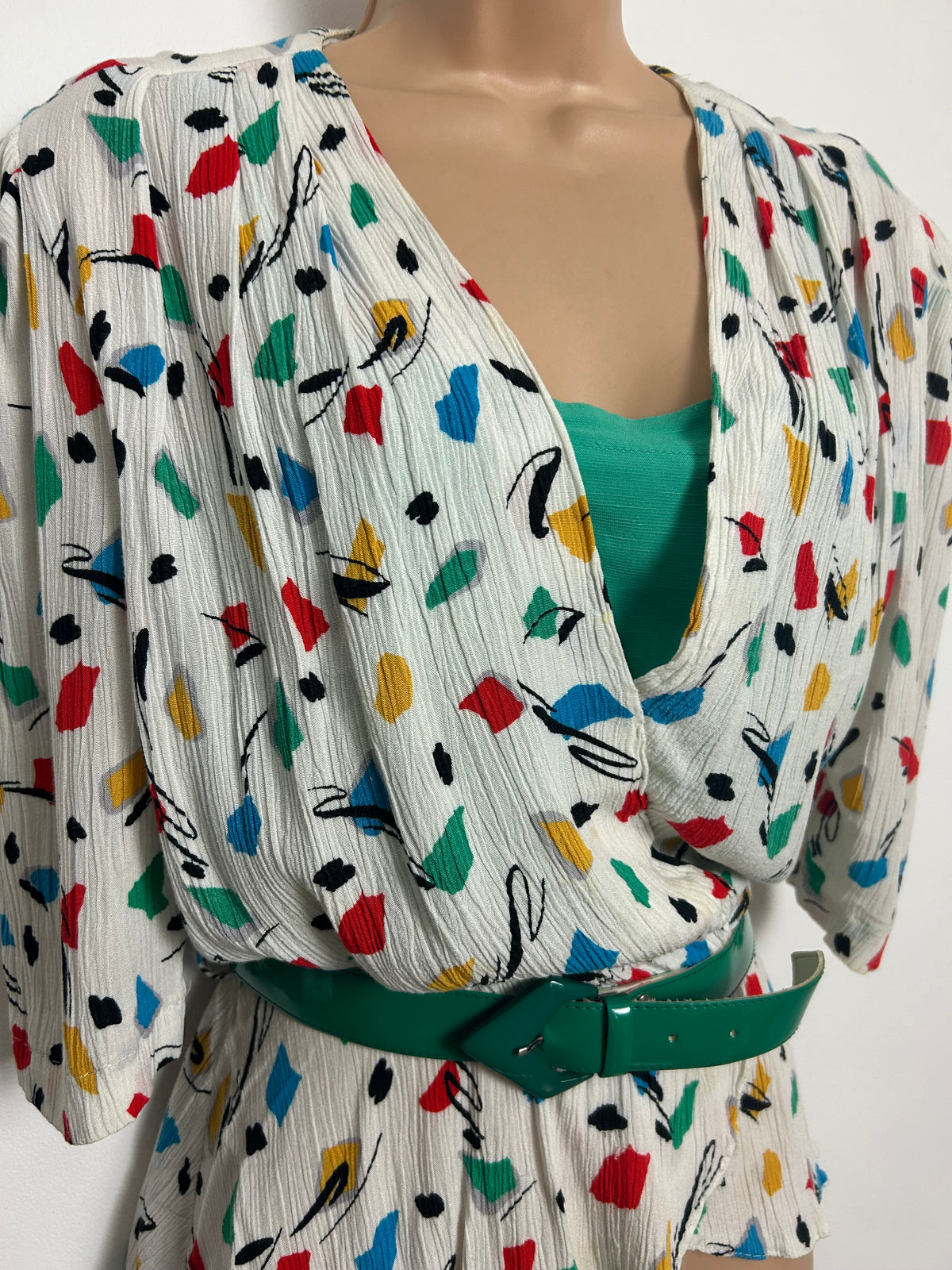 Vintage 1980s Size 12-14 White Red Green Yellow & Blue Abstract Belted Peplum Top