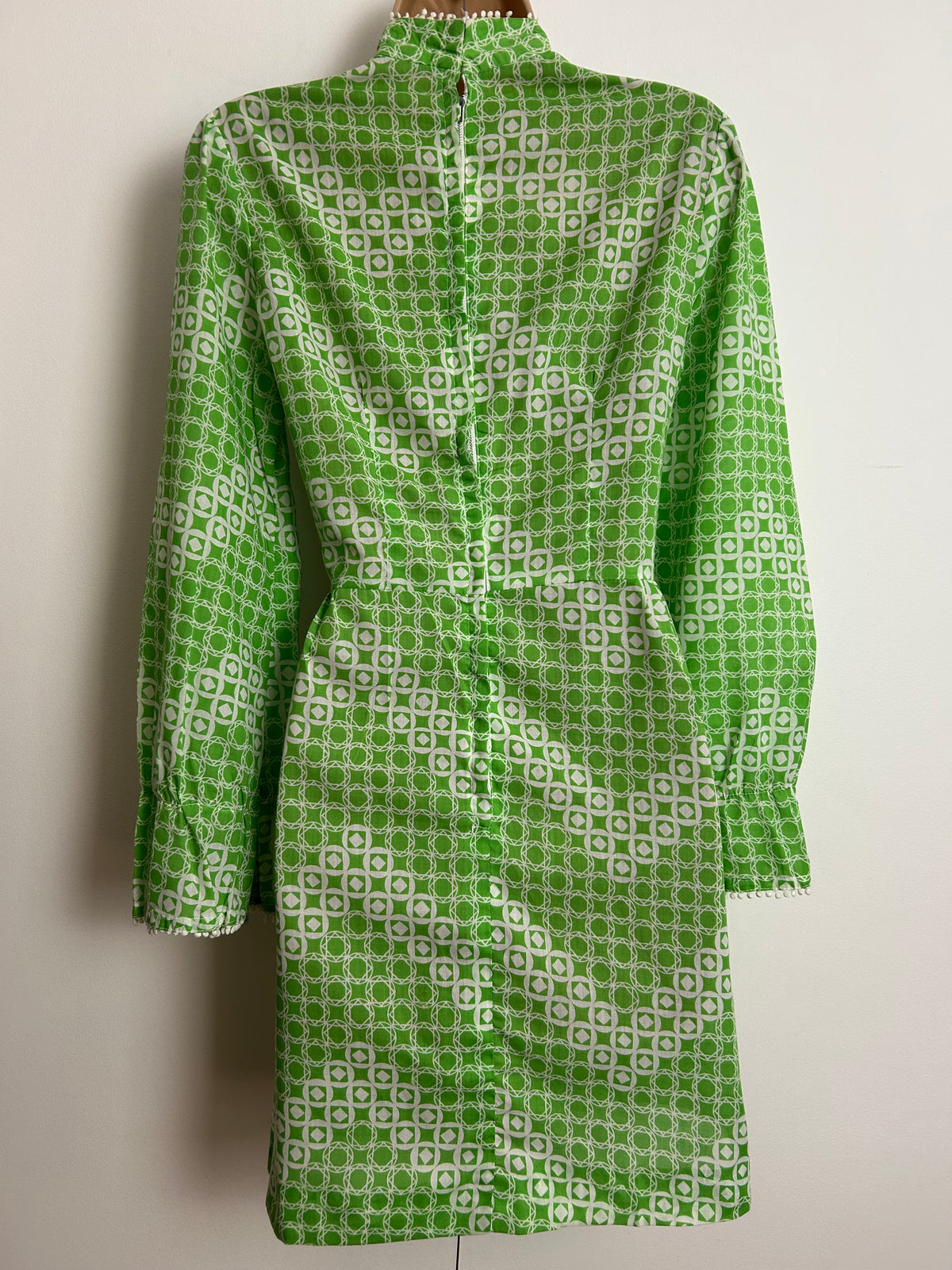 Vintage Early 1970s UK Size 10 Green & White Circle & Geo Print Lace Panelled Long Sleeve Mini Dress