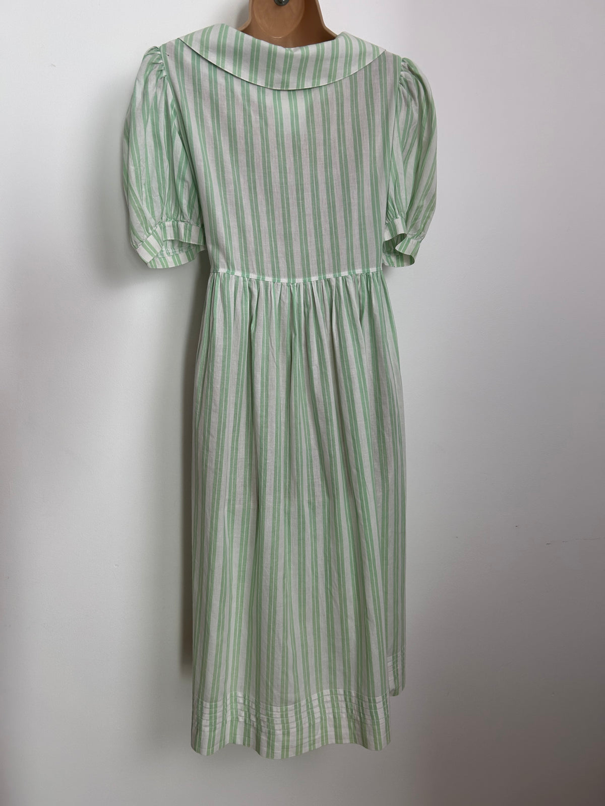 Vintage 1980s Size 12 LAURA ASHLEY Pale Green & White Stripe Print Cotton Day Dress