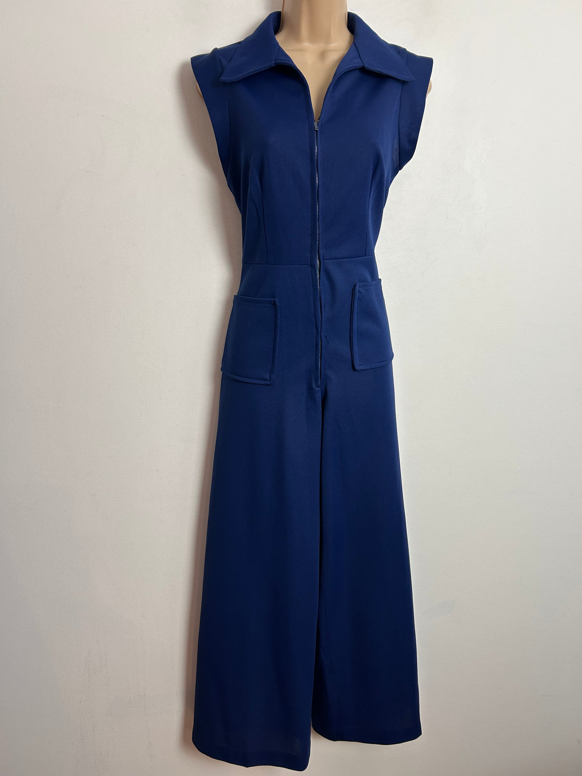 Vintage 1970s UK Size 8 Navy Blue Sleeveless Pocket Detail Wide Leg Zip Front Jumpsuit