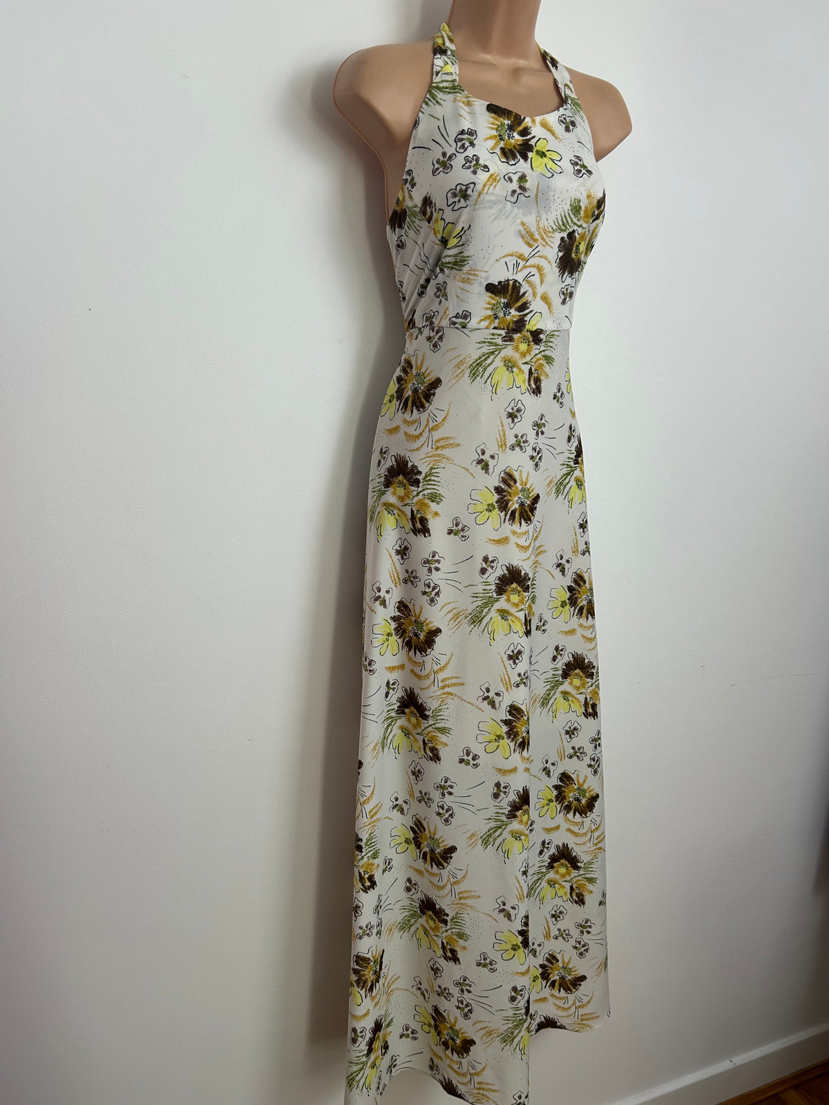 Vintage 1970s 10 White Brown & Yellow Floral Print Halter Neck Button & Lace Up Detail Maxi Dress