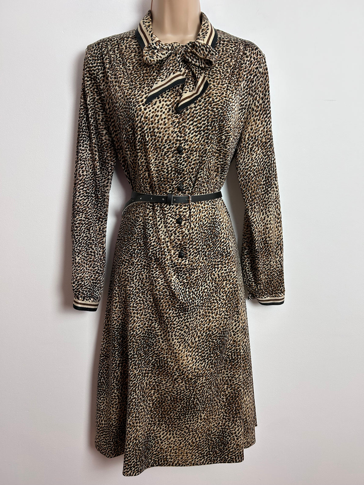 Vintage 1970s UK Size 14 Brown Tones Fleck Print Pussy Bow Long Sleeve Belted Day Dress