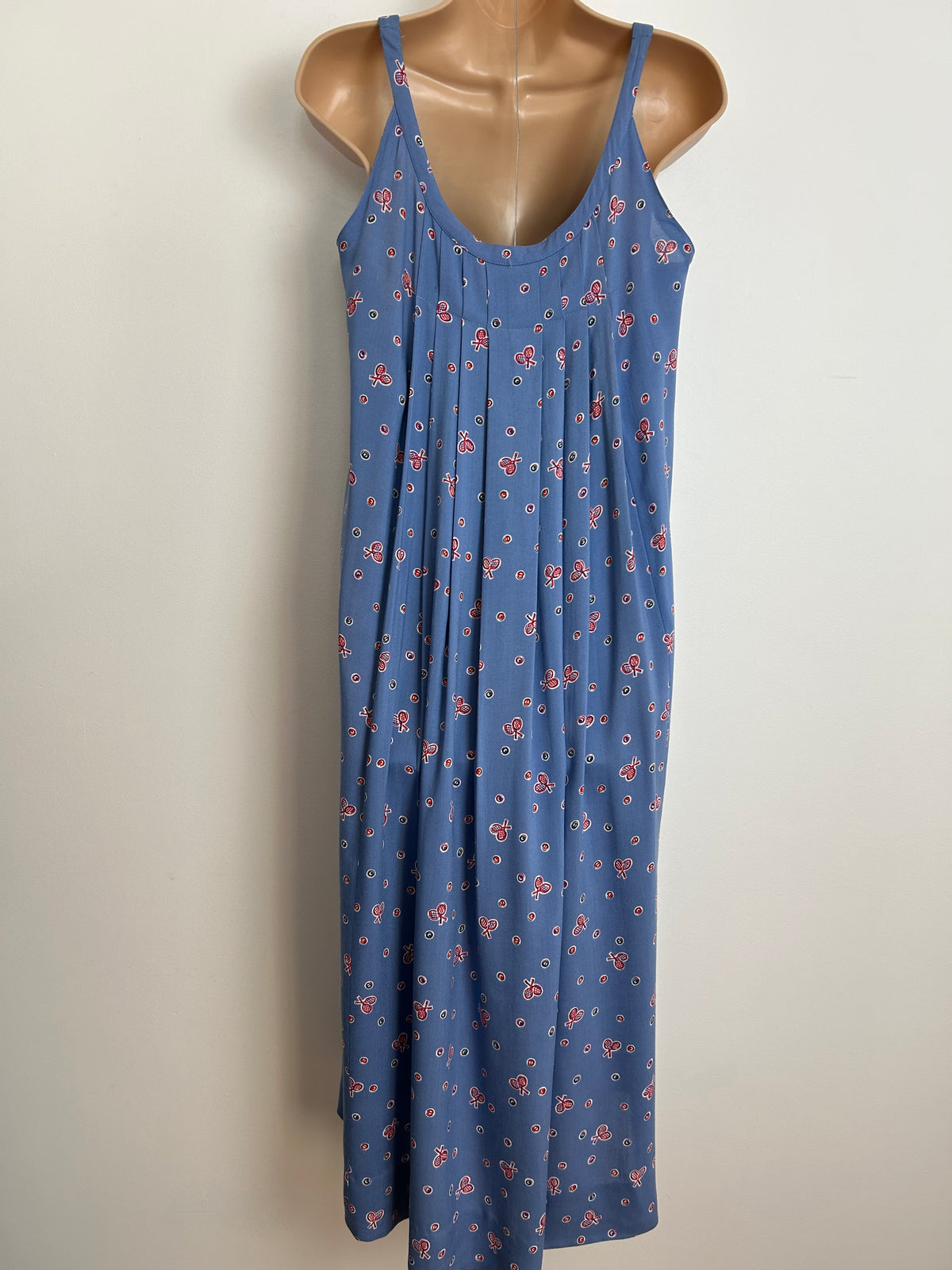 Vintage Late 1970s GUY LAROCHE DIFFUSION Designer Size 8-10 Blue Tennis Racket & Balls Novelty Print Pleated Smock Dress