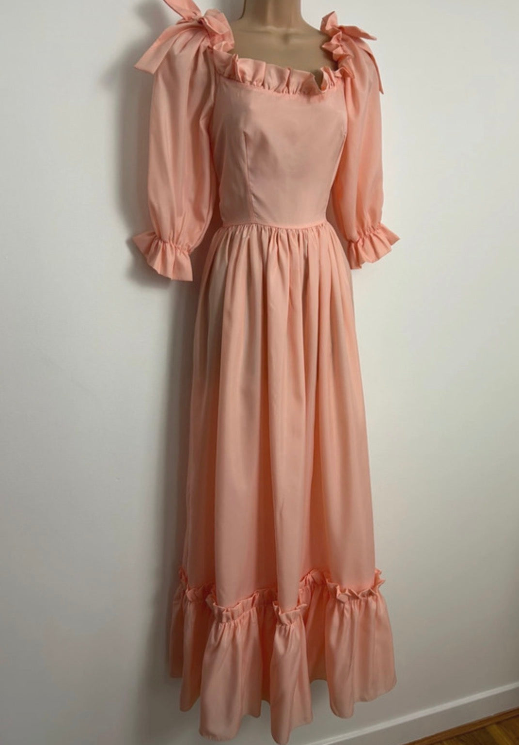 Vintage Late 1970s Size 6 Peach Bow Shoulder Detail Prairie Maxi Dress