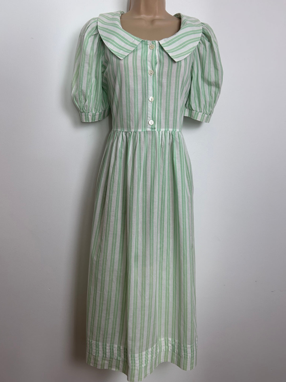 Vintage 1980s Size 12 LAURA ASHLEY Pale Green & White Stripe Print Cotton Day Dress