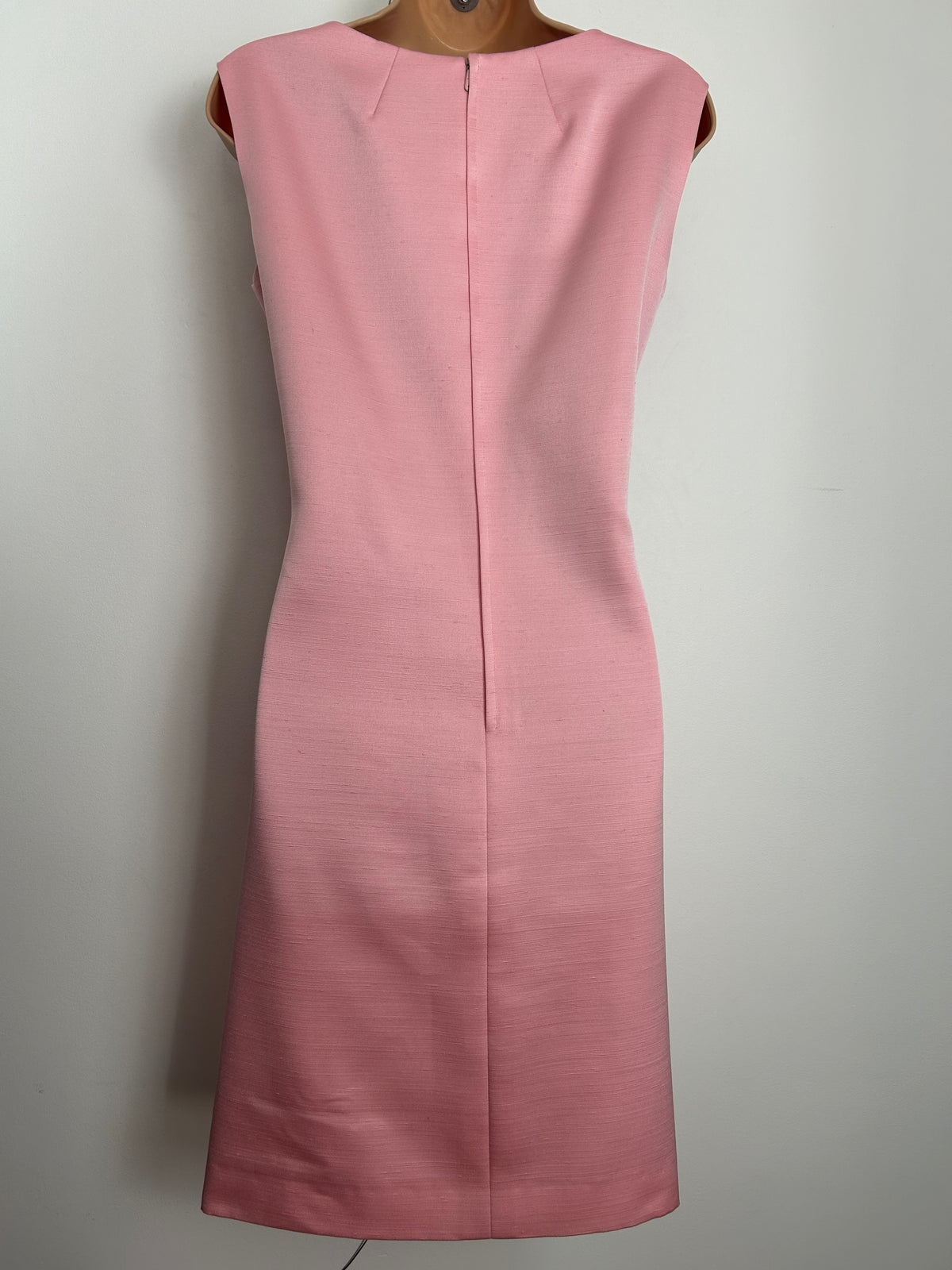 Vintage 1960s Size 10 Pale Pink Sleeveless Bow & Button Front Mod Occasion Shift Dress