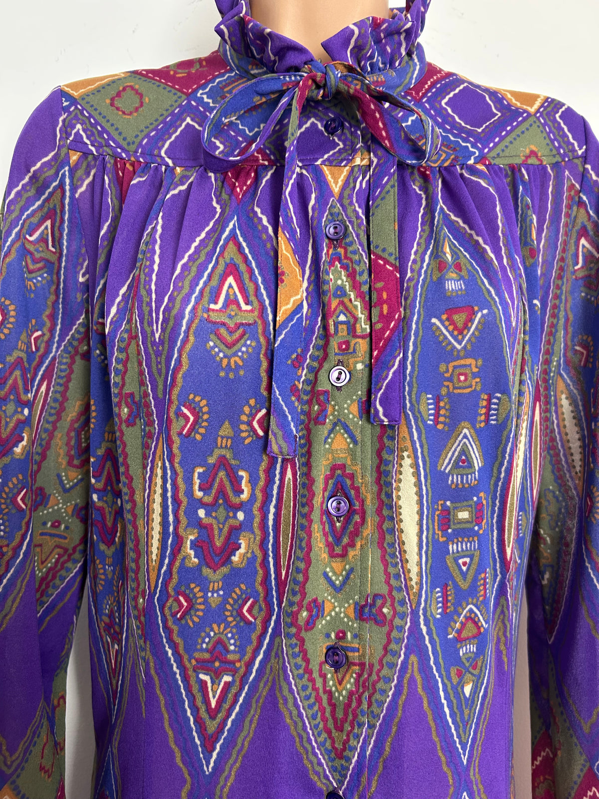 Vintage 1970s GIOVANNOZZI Size 14-16 Purple Mustard & Pink Abstract Diamond Print Long Sleeve Maxi Dress