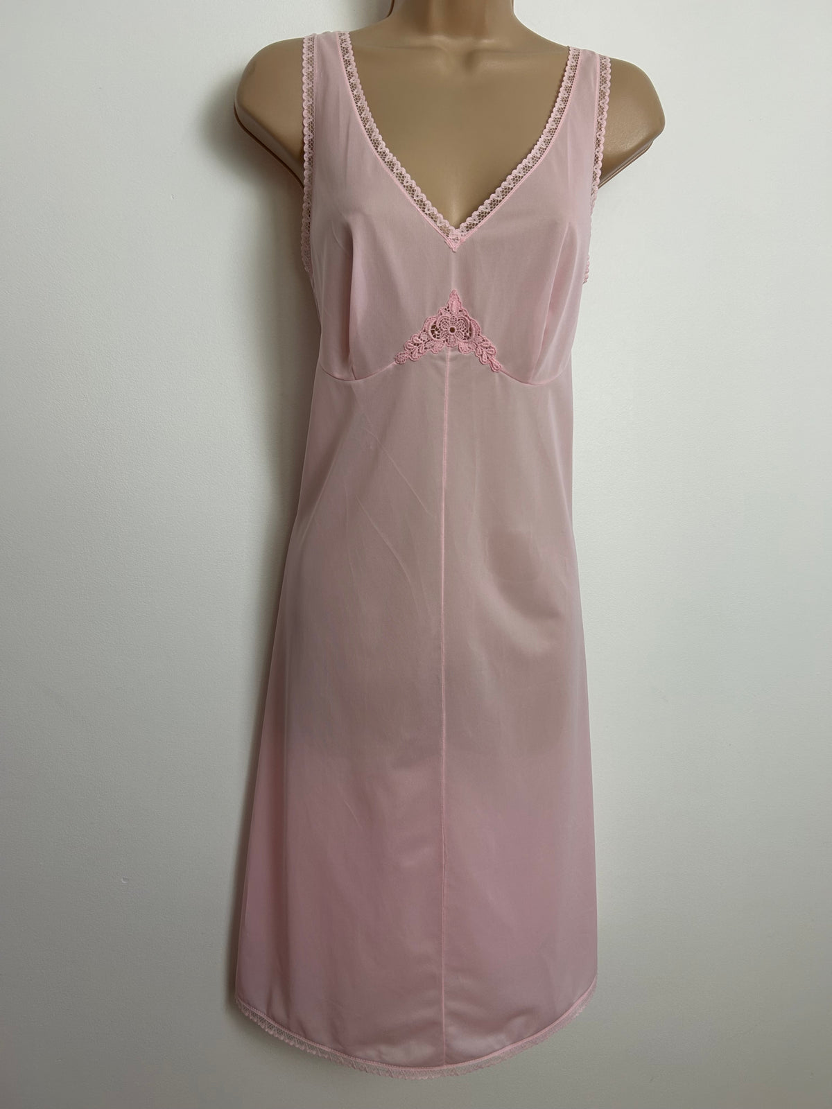 Vintage Made In Italy Size 14 Pale Pink Lace Trim Nylon Slip