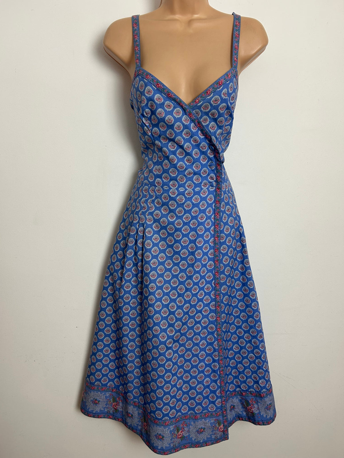 Vintage 1970s Size 10 RARE CHARLES DEMERY SOULEIADO Size 8 Pretty French Country Fabric Print Cotton Wrap Dress