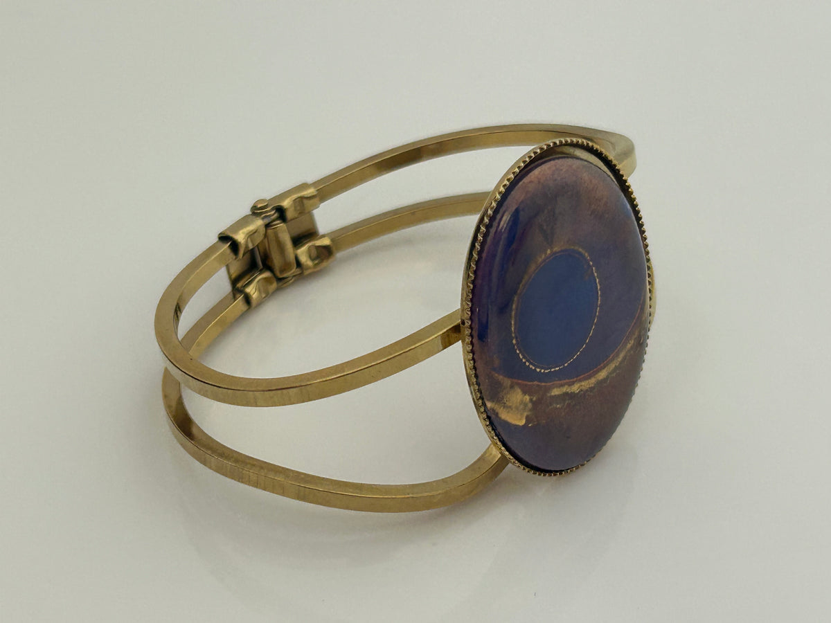 Vintage Gold Tone & Purple Hinged Cuff Style Bracelet/Bangle