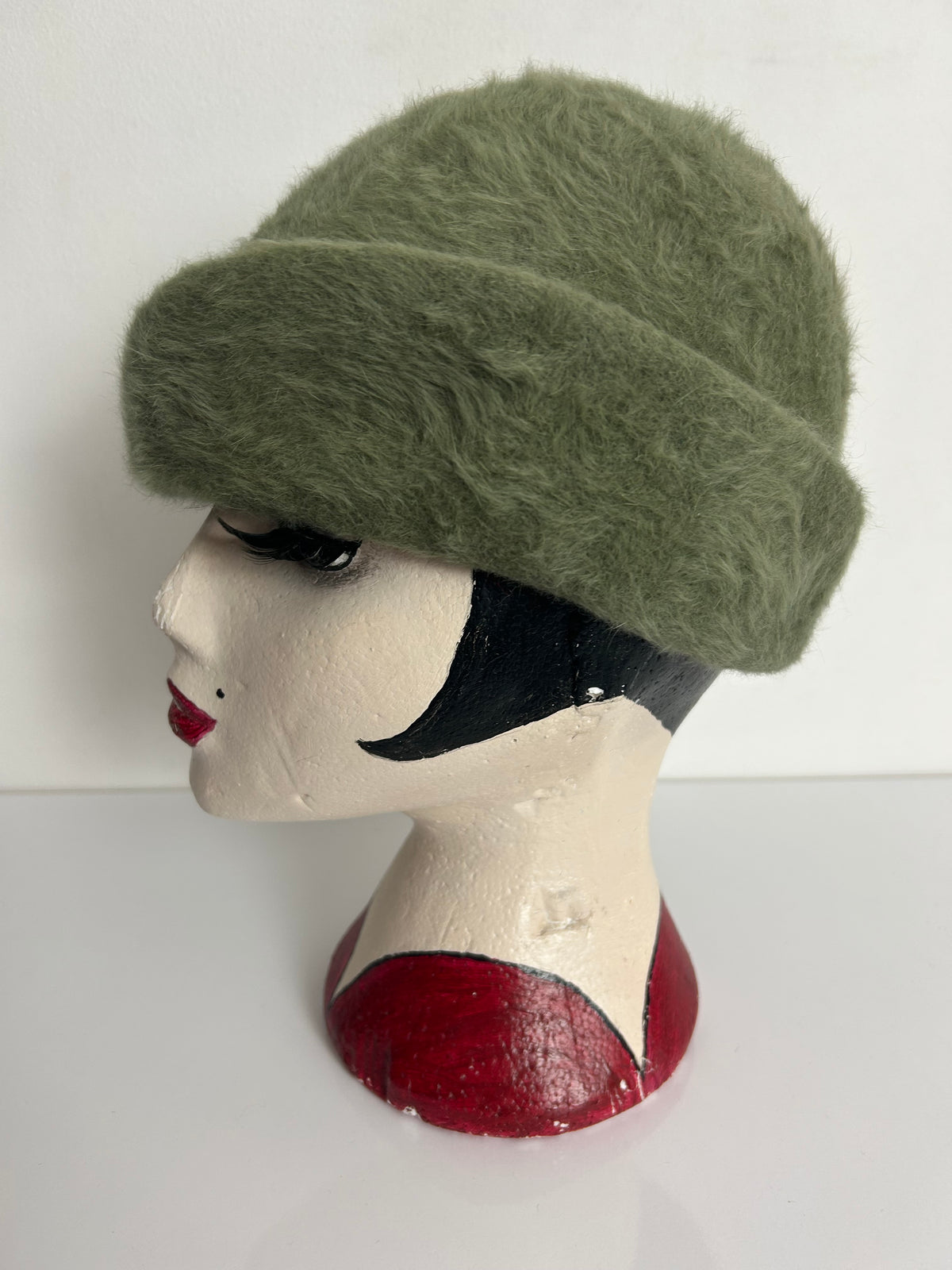 Vintage 1960s Green Angora Soft Touch Felt Floral Detail Cloche Style Hat