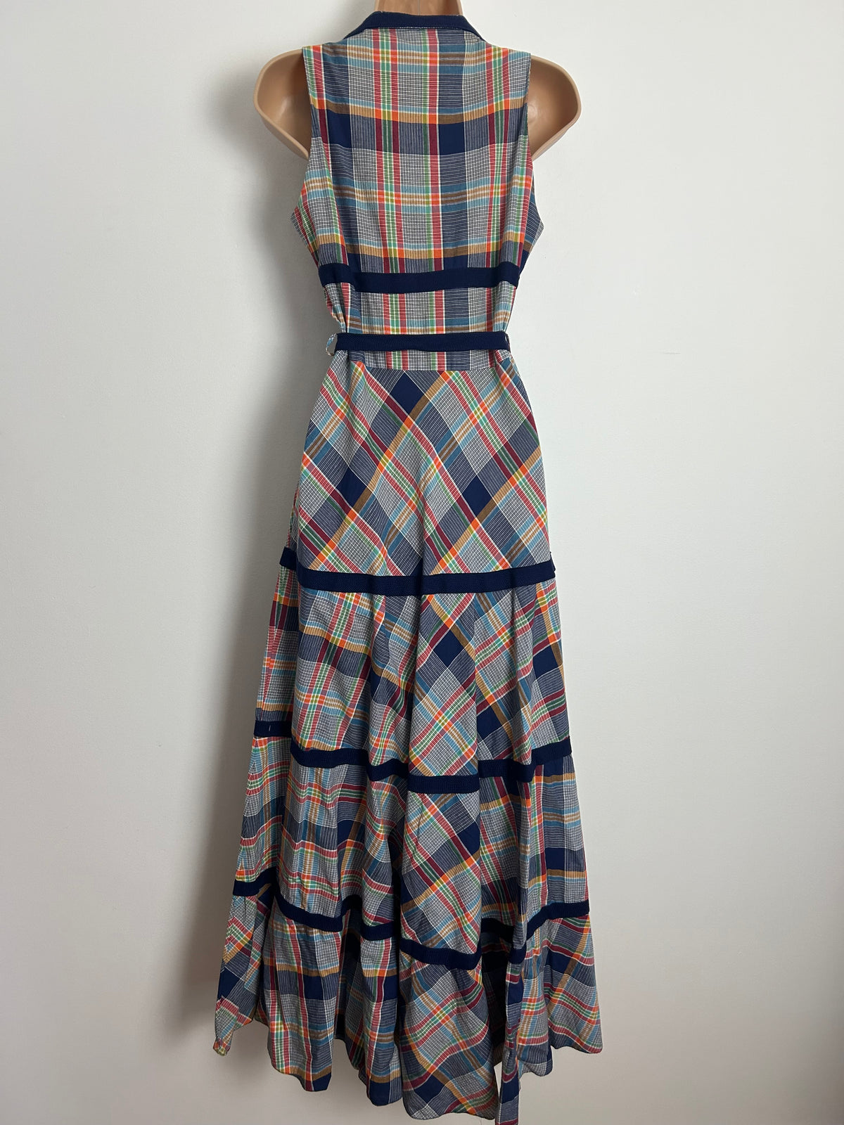 Vintage 1970s BETTY BARCLAY Size 6 Blue Check Print Sleeveless Belted Cotton Maxi Dress