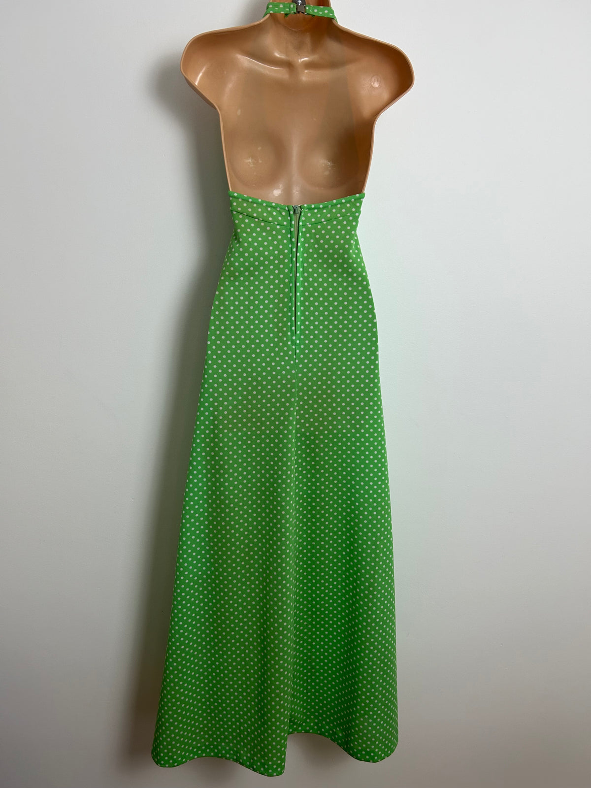 Vintage 1970s Size 4-6 Green & White Polka Dot Print Halter Neck Summer Maxi Dress