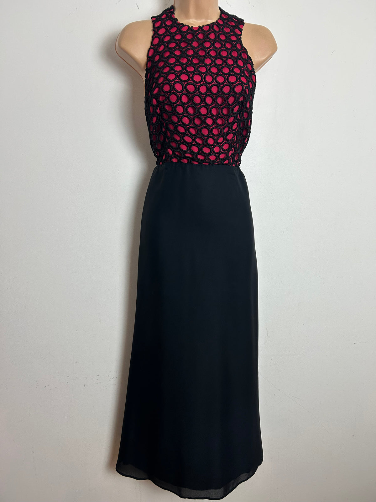 Vintage 1960s EMENSON Size 8 Black & Raspberry Crochet Overlay Halter Neck Occasion Maxi Dress