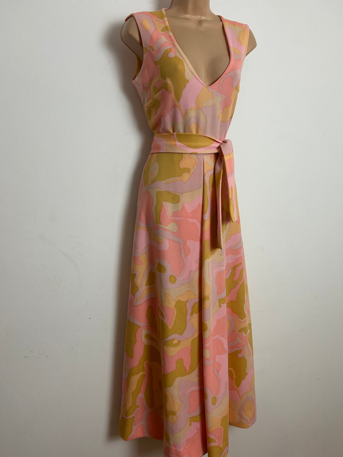 Vintage 1970s Size 12 AMAZING Pastel Pink & Peach Tones Psychedelic Print Wide Leg Palazzo Jumpsuit