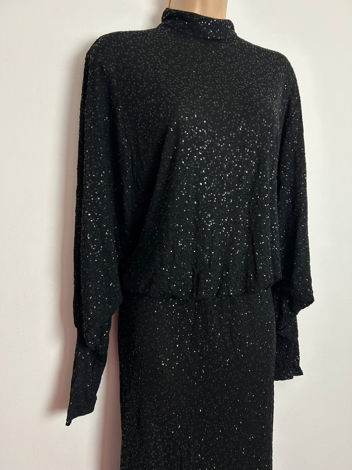 Vintage 1980s WALLIS EXCLUSIVE UK Size 10 Black Sequin Long Bat Wing Sleeve Open Drape Back Evening Party Dress