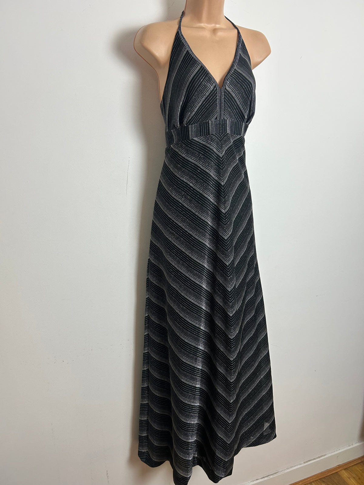 Vintage 1970s Size 10 Black & Silver Chevron Stripe Print Halter Neck Evening Maxi Dress