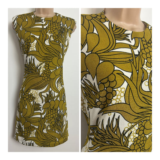 Vintage 1960s Size 14 Dark Olive Green & White Floral & Fauna Print Mini Mod Shift Dress