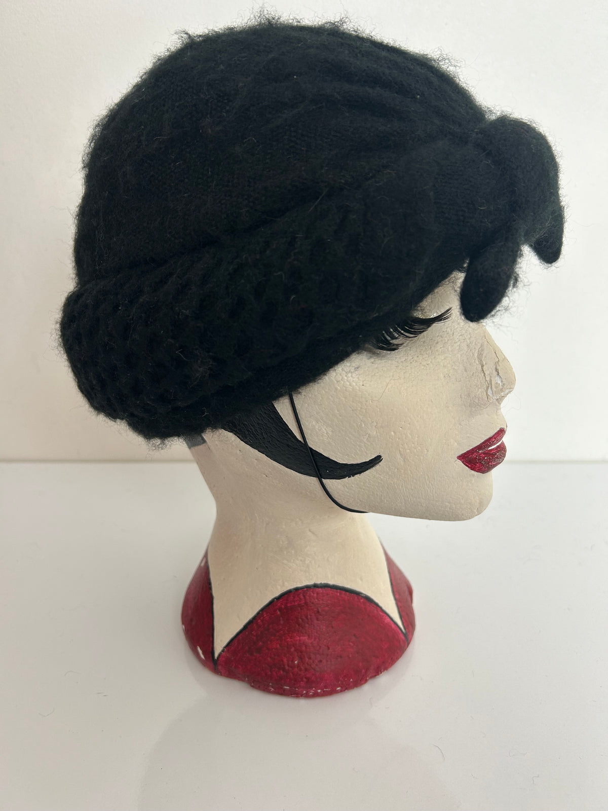 Vintage 1960’s Black Wool Bow Detail Turban Style Hat With Chin Strap