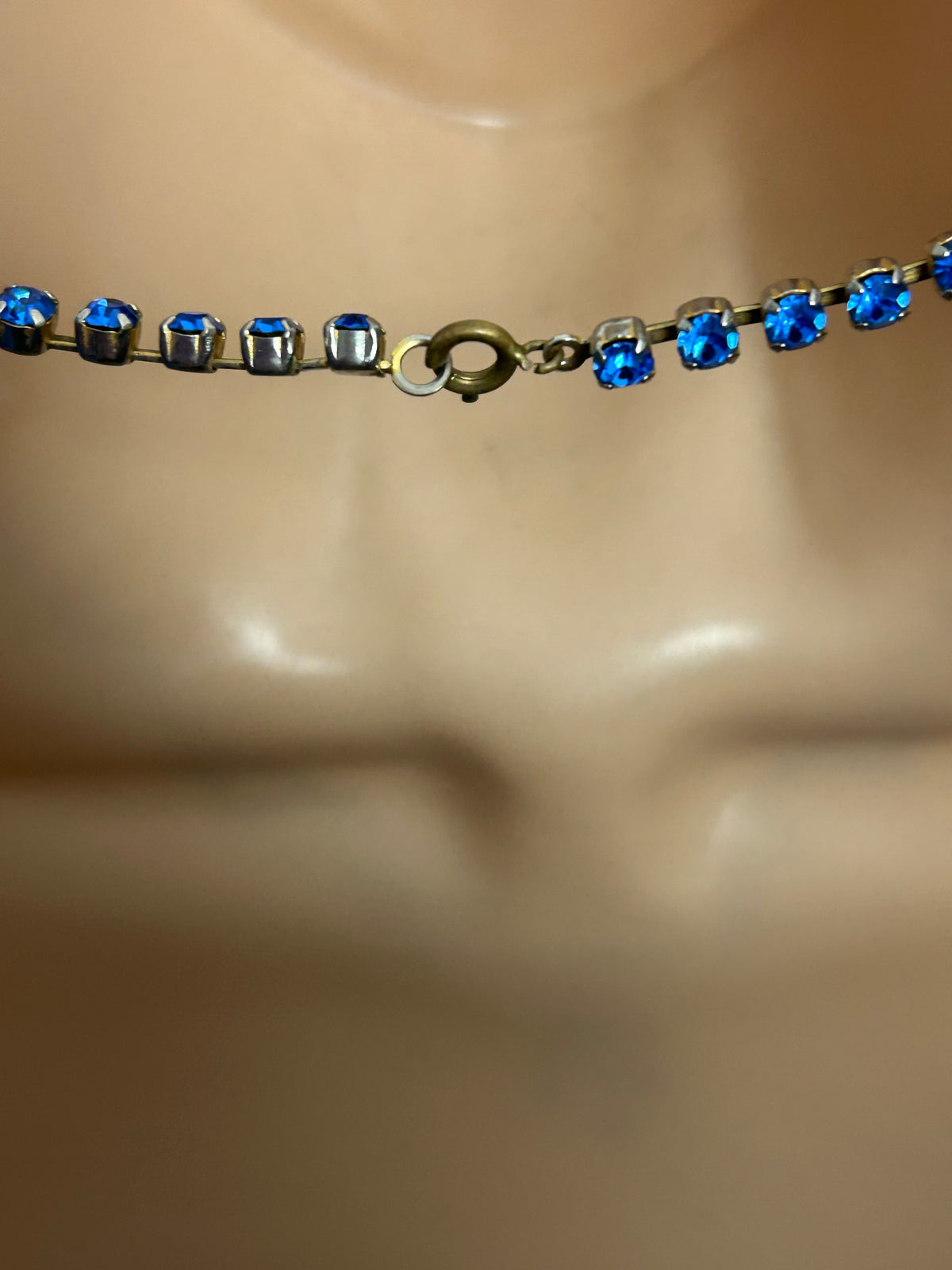 Vintage 1960s Beautiful Blue Diamante Glass Stone Set Necklace