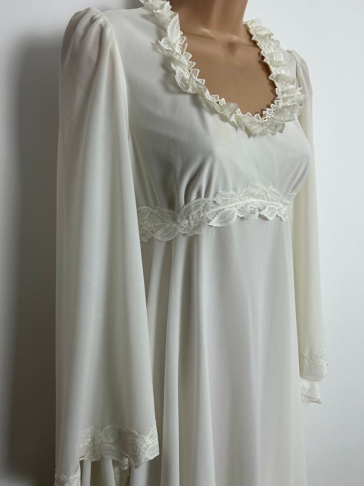 Vintage 1970s MARMENTS OF CARDIFF Size 6 White Lace Trim Ethereal Layered Trumpet Sleeve Boho Maxi Dress