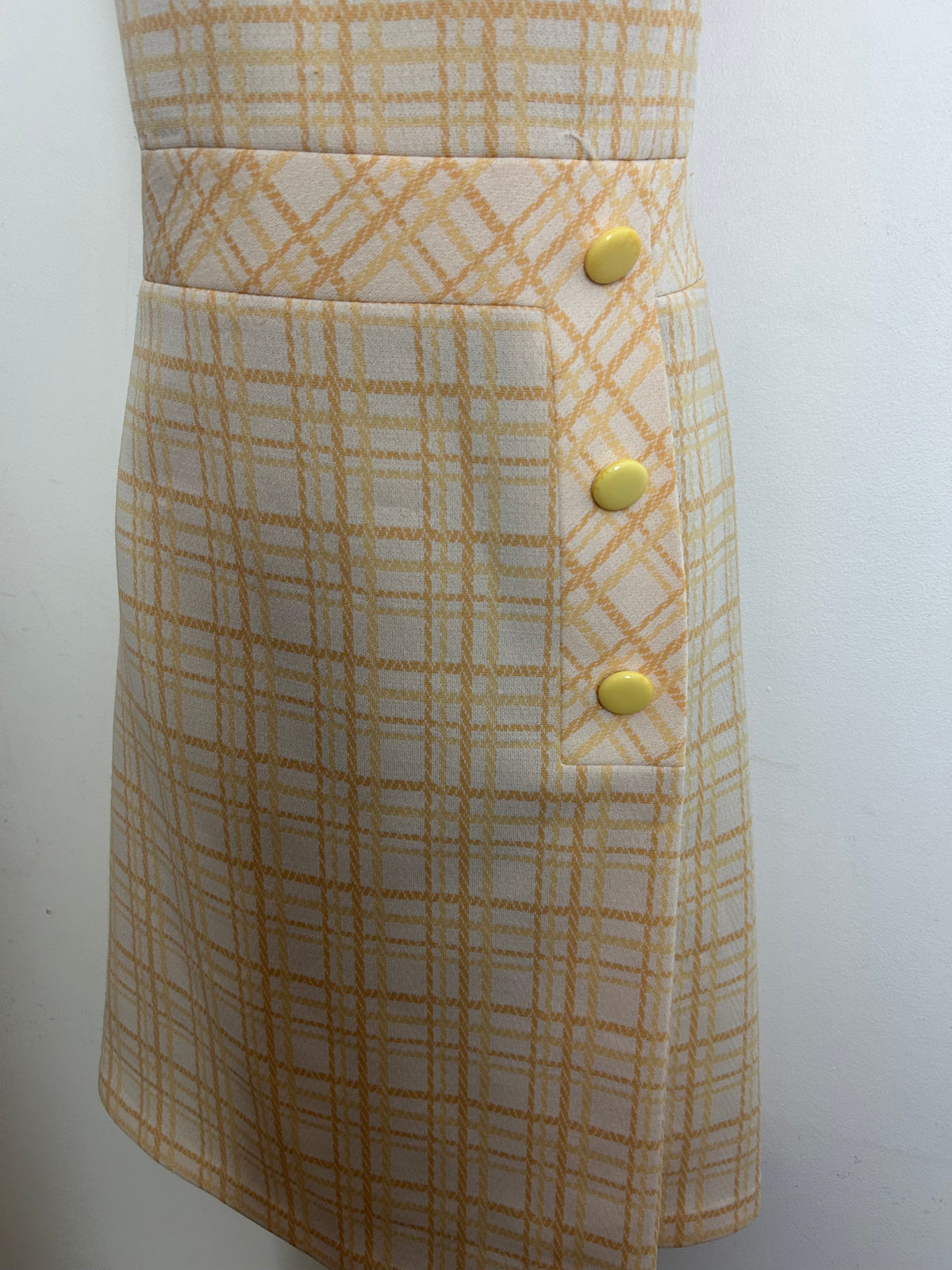 Vintage 1960s Size 12 Cream & Pale Mustard Tones Check Print Mod Dress