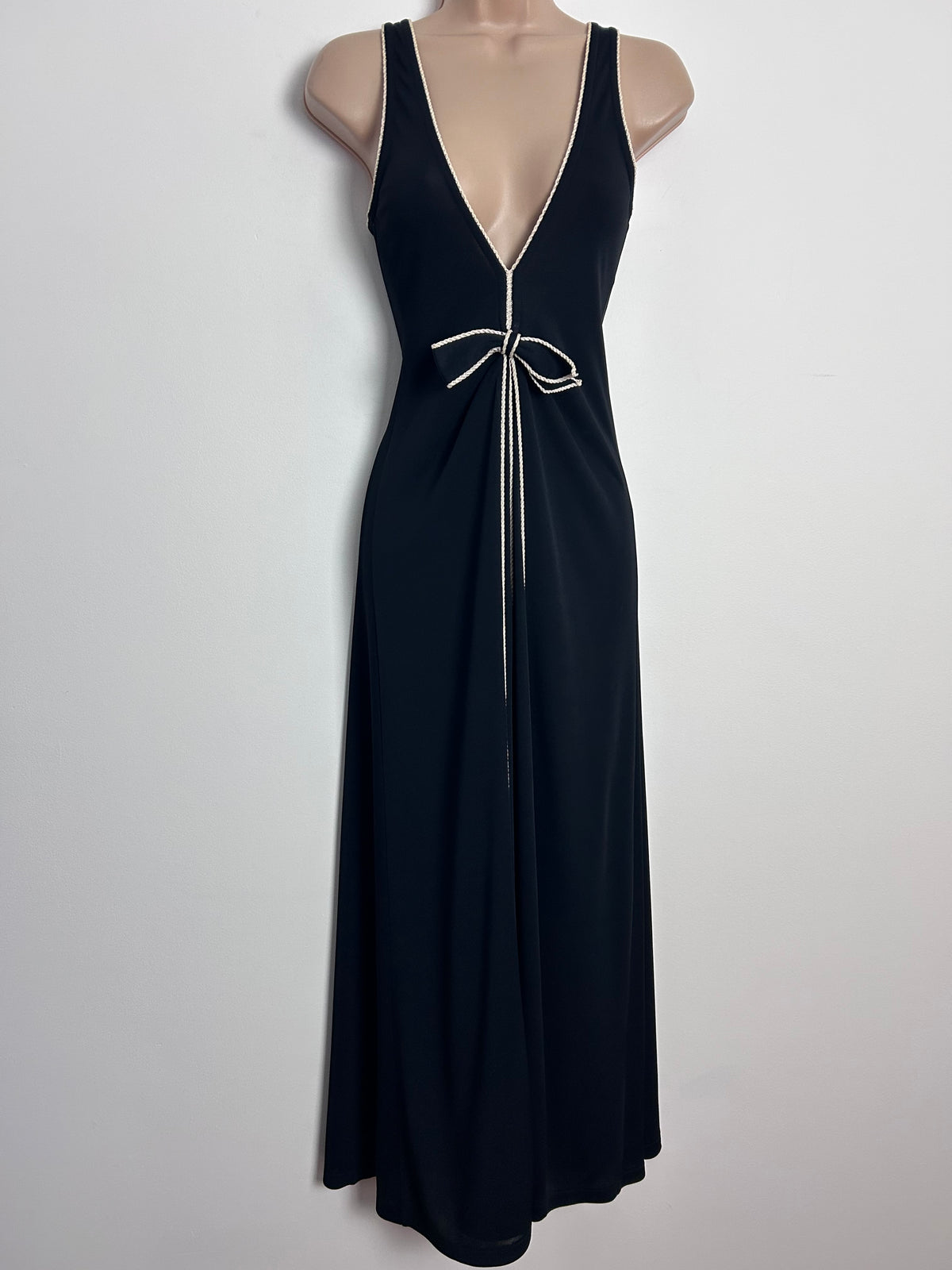 Vintage 1970s UK Size 8 Black Twist Braid Trim Plunge Neck Bow Detail Sleeveless Occasion Maxi Dress
