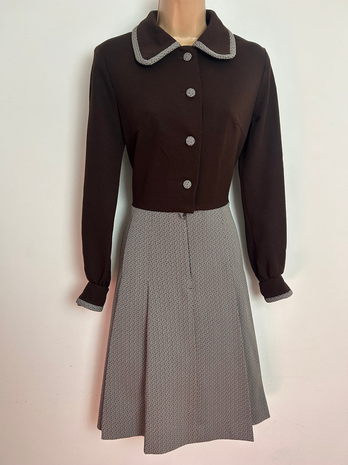 Vintage 1960s BENDER OF LONDON Size 10 Brown Tweed Effect Pleated Long Sleeve Mod Dress
