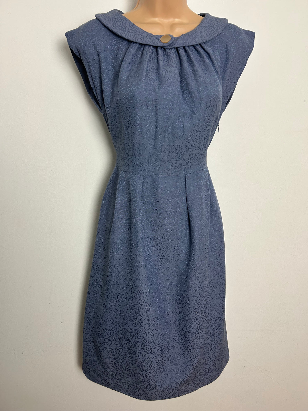 Vintage 1950s Size 8 Dusky Blue Jacquard Wiggle Dress