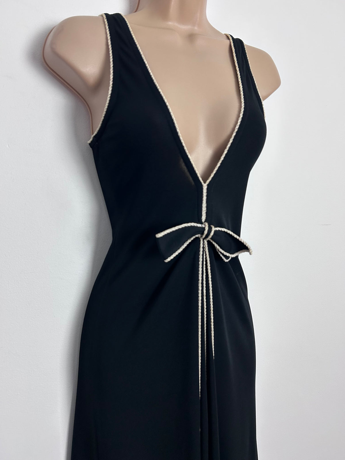 Vintage 1970s UK Size 8 Black Twist Braid Trim Plunge Neck Bow Detail Sleeveless Occasion Maxi Dress