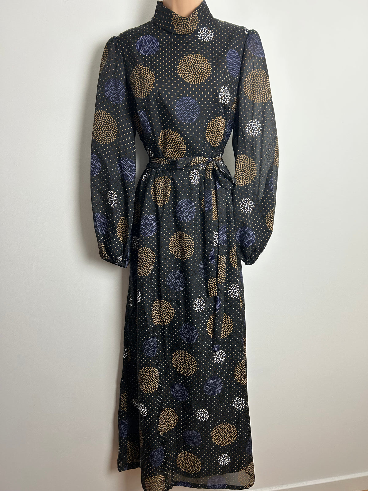 Vintage 1970s Size 12 Black Brown Purple & White Polka Dot Spotty Circle Print Belted Maxi Dress