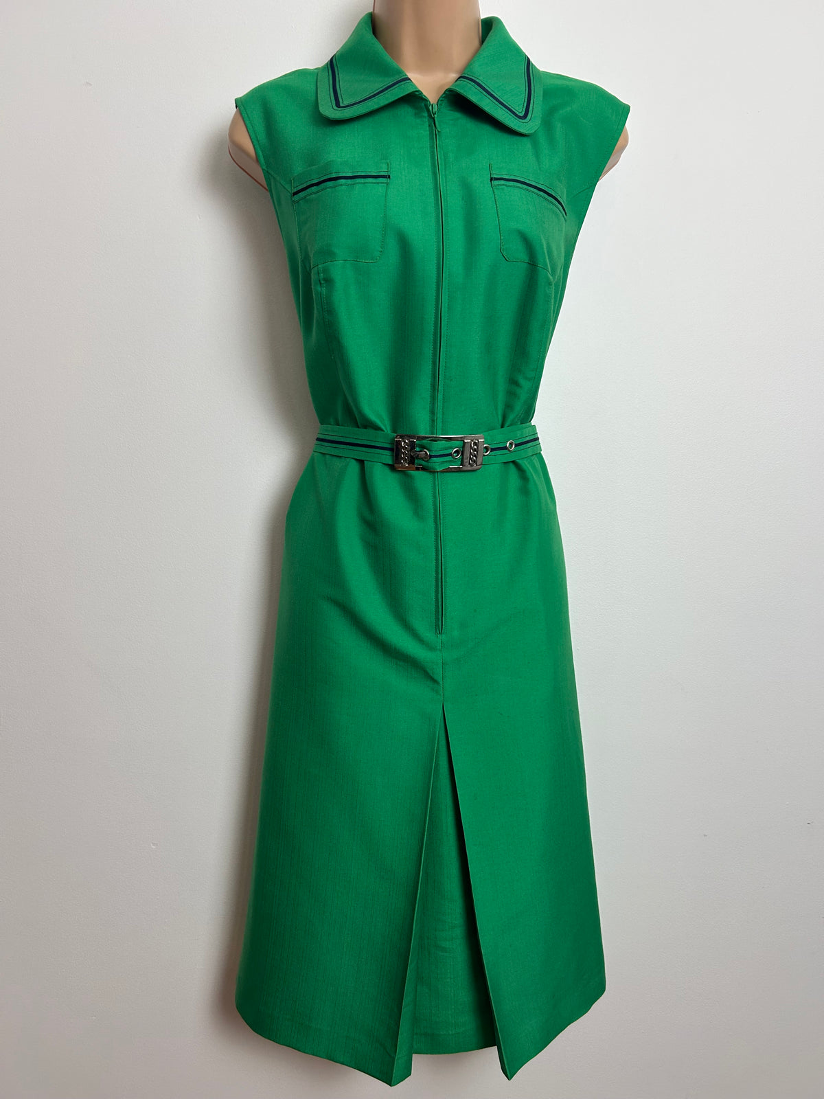 Vintage 1970s Size 14-16 Green & Black Braid Trim Pocket Detail Belted Mod Dress