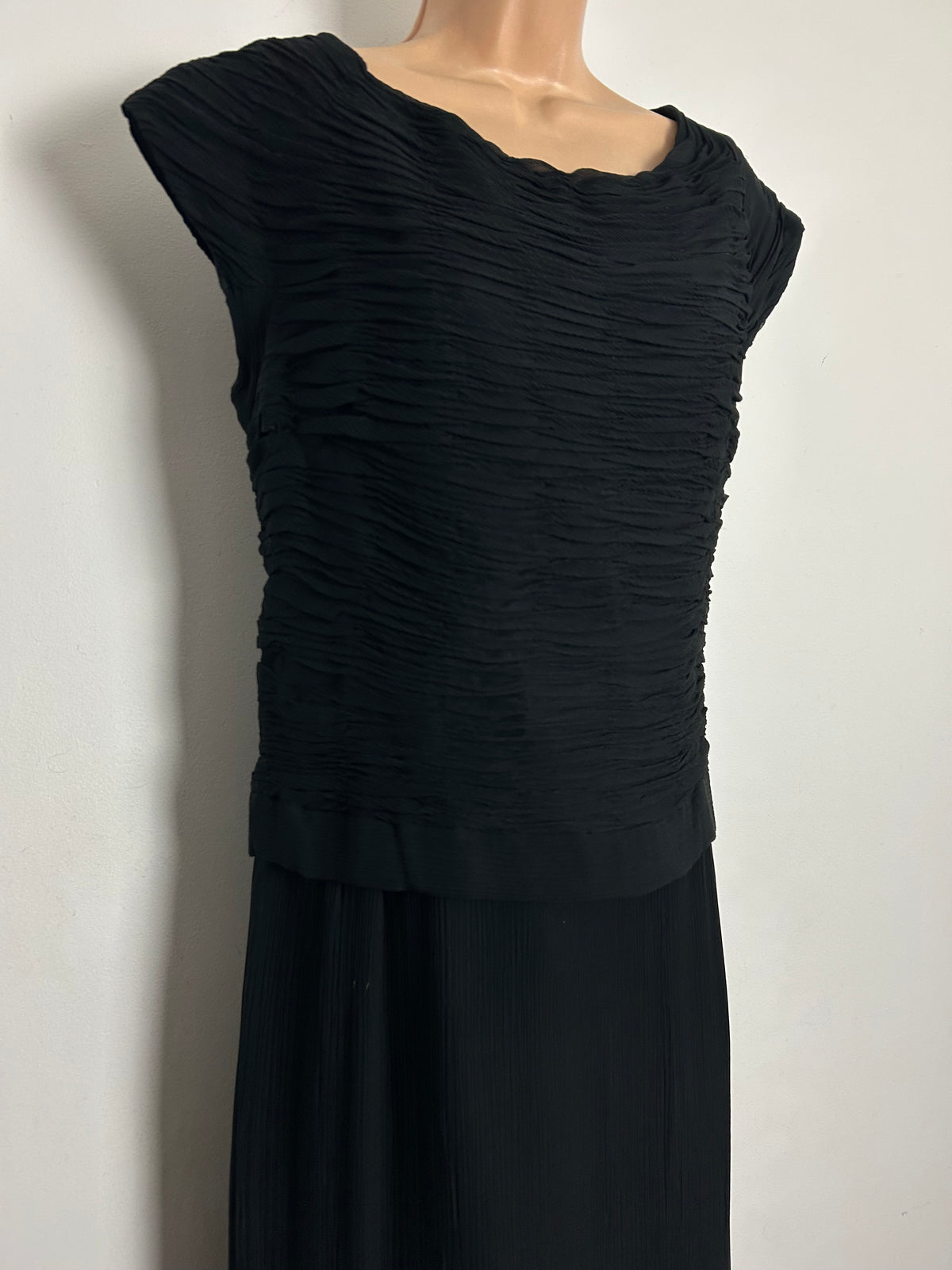 Vintage Late 1950s Early 1960s Size 14-16 Black Silk Crepe Mock Two Piece Evening Maxi Dress