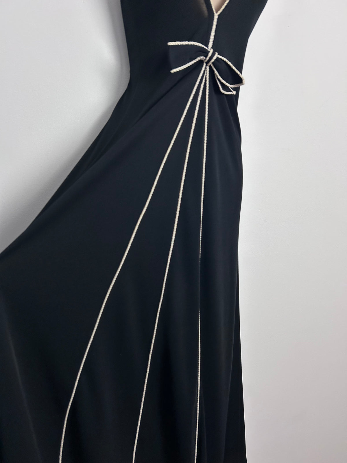 Vintage 1970s UK Size 8 Black Twist Braid Trim Plunge Neck Bow Detail Sleeveless Occasion Maxi Dress