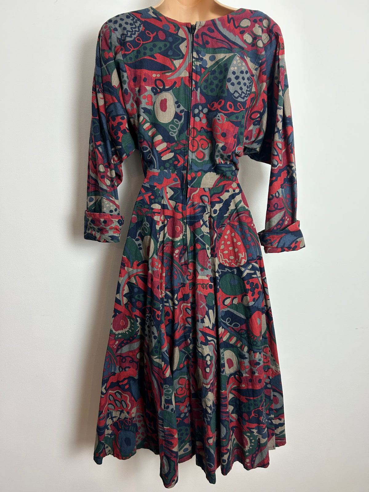 Vintage 1980s DROOPY & BROWNS Angela Holmes Size 6 Dark Green Red & Grey Abstract Print Midi Dress