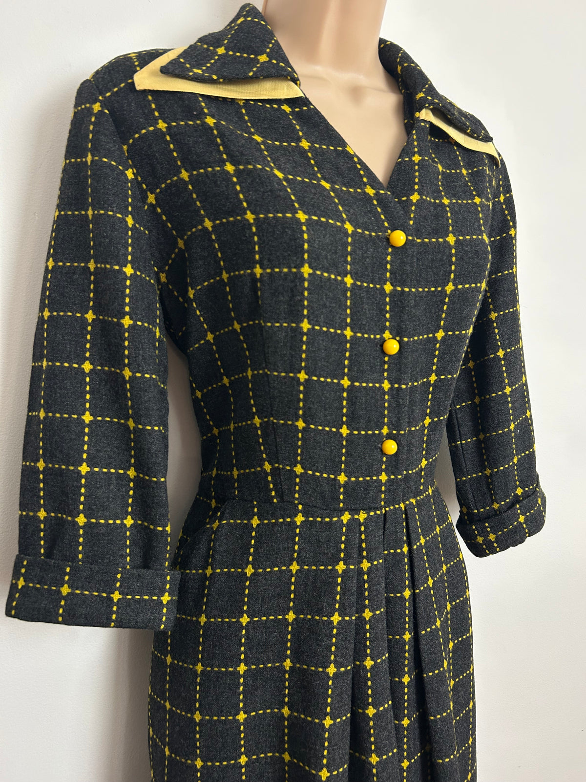 Vintage 1950s Size 12 Dark Grey & Yellow Check Pattern Pleated Wool Blend Pleated Day Dress