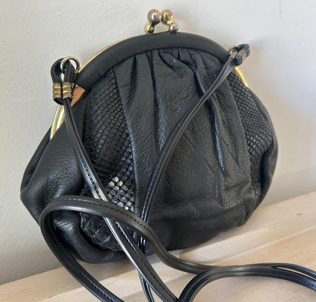 Vintage 1980s Small Black Faux Leather Reptile Pattern Detail Shoulder Messenger Bag