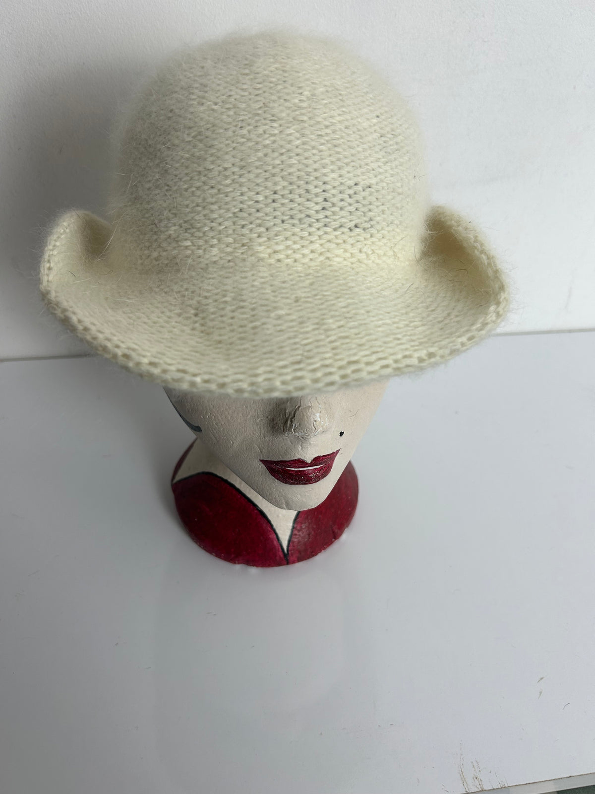 Vintage 1970s Cream Angora & Wool Mix Fedora Style Hat