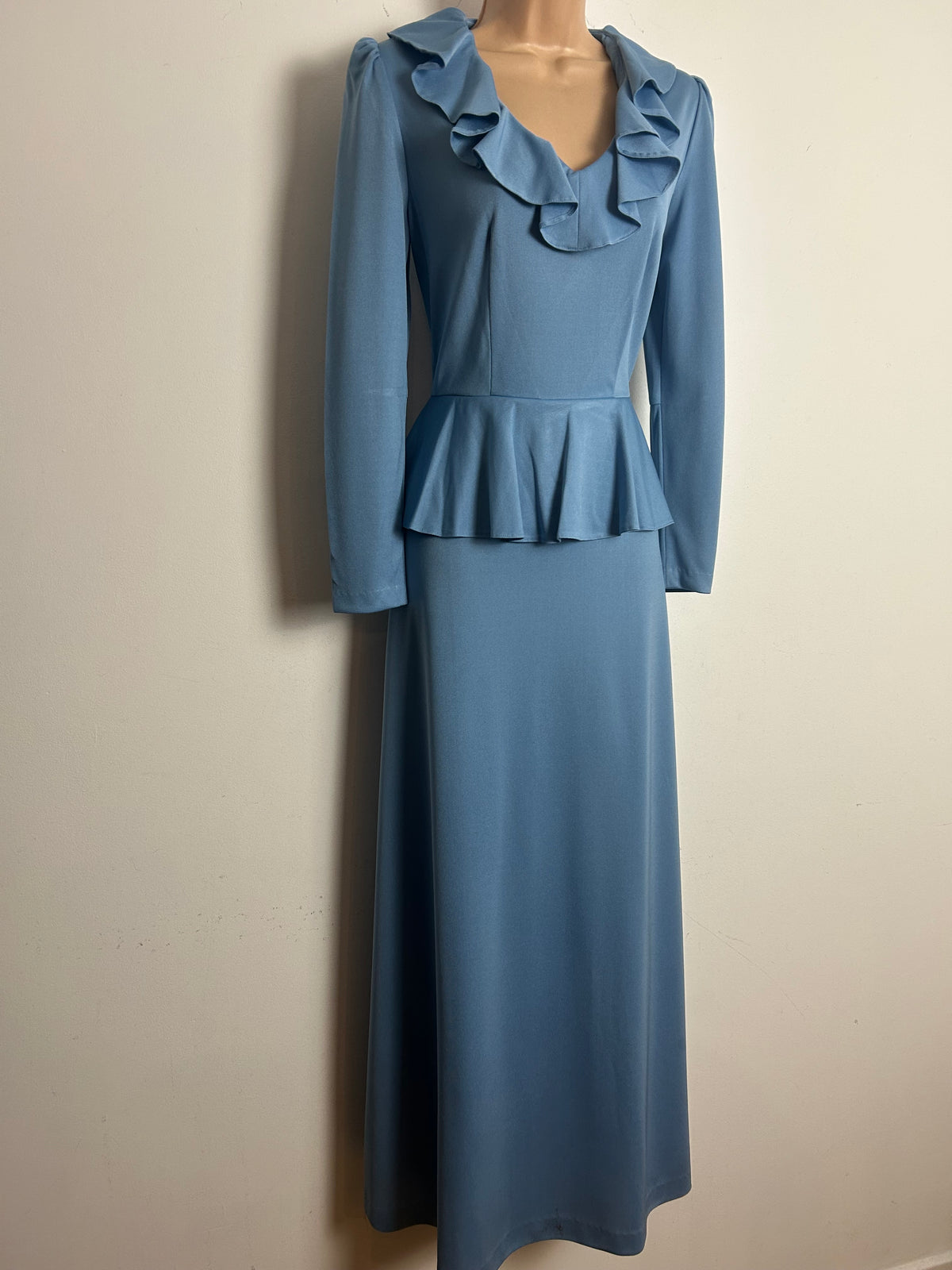 Vintage 1970s DEVONSHIRE LADY Size 8 Powder Blue Long Sleeve Peplum Maxi Dress
