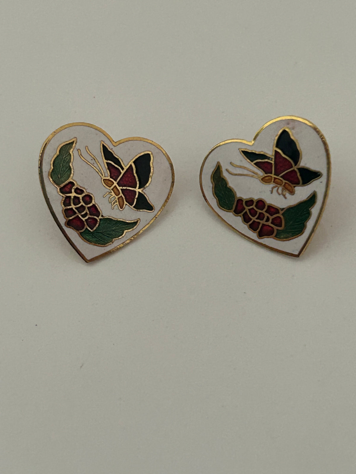 Vintage 1980s Pretty Gold Tone Cloisonne Enamel Heart Shaped Butterfly Pattern Earrings